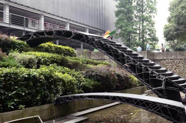 bridge-over-river-shanghai-tongji-university-unveils-china-1st-3d-printed-pedestrian-bridge-1