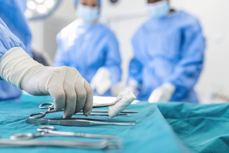 equipement chirurgical